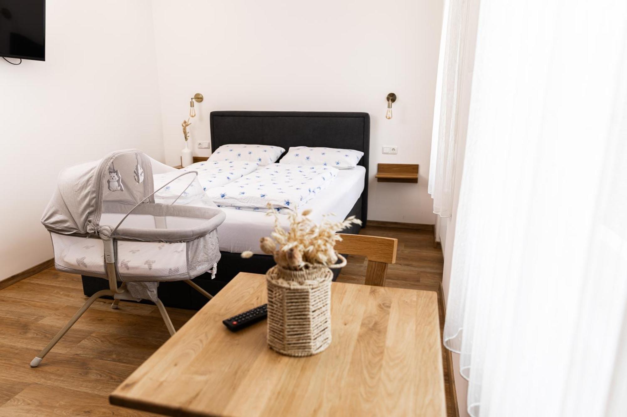 Pension Maerkl Augsburg Bagian luar foto